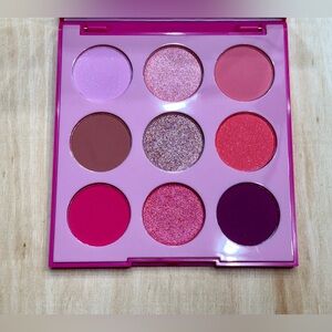 Bundle Deal: (2) 9 pan Morphe Eyeshadow Palettes, travel friendly